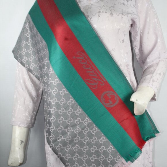 Authentic Gucci Wrap 35% Silk 65% Cashmere Stole Shawl Multicolor Used - Picture 11 of 12